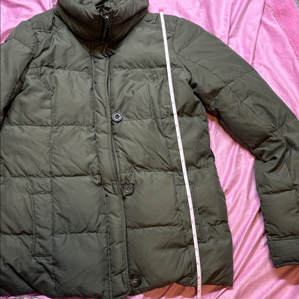 Retro A&F Olive Green Puffer w/ Plaid Flannel Lining, Detachable Faux Fur Hood - Picture 10 of 11